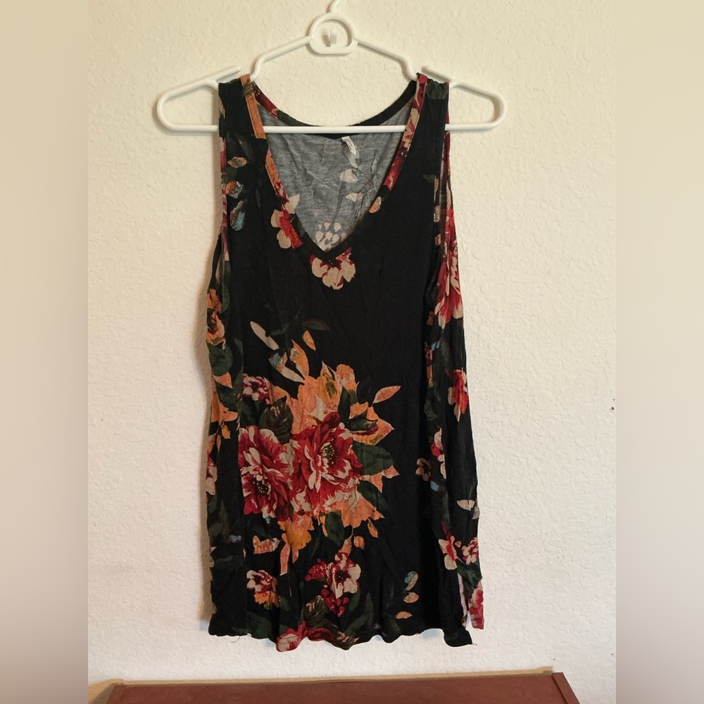 Longyuan Floral Sleeveless Top